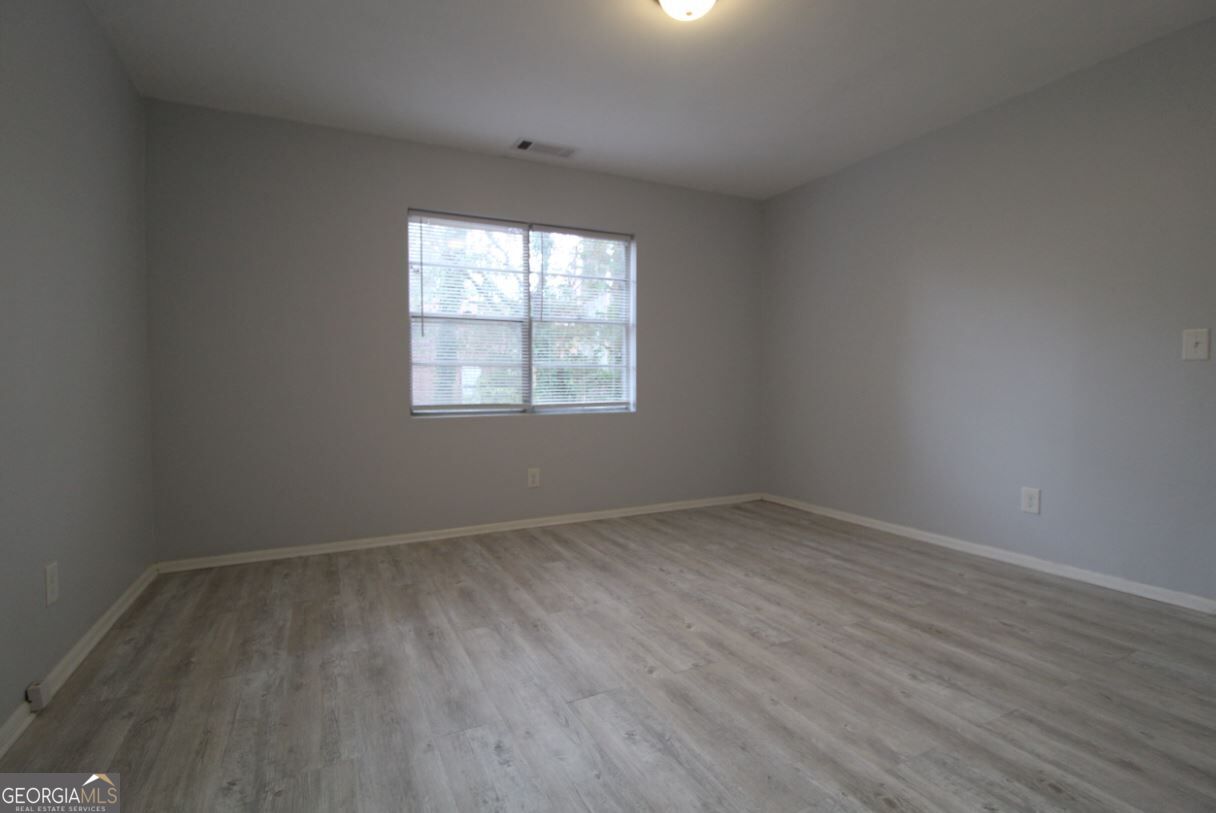 100 Tyler Street Nw # B Property Photo 4