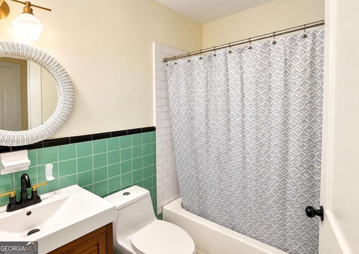 4195 Hanes Drive Property Photo 6