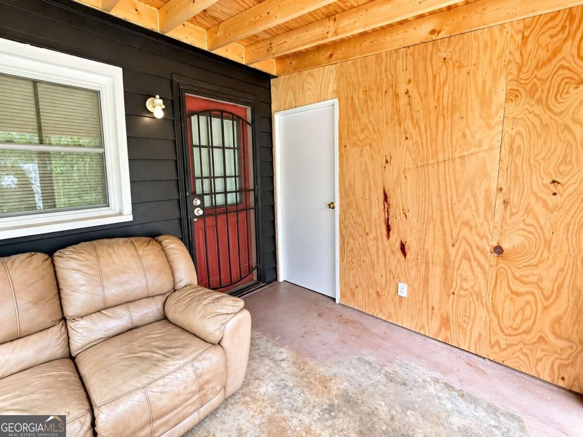 4195 Hanes Drive Property Photo 9