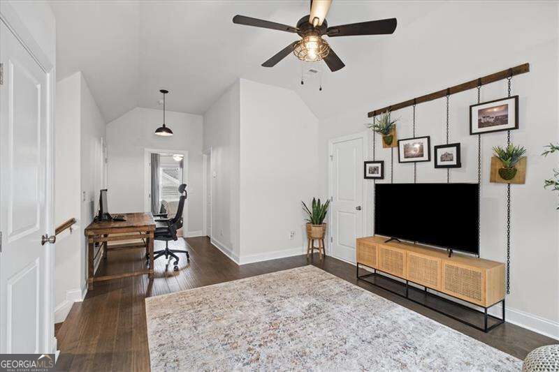 244 Idylwilde Way Property Photo 32