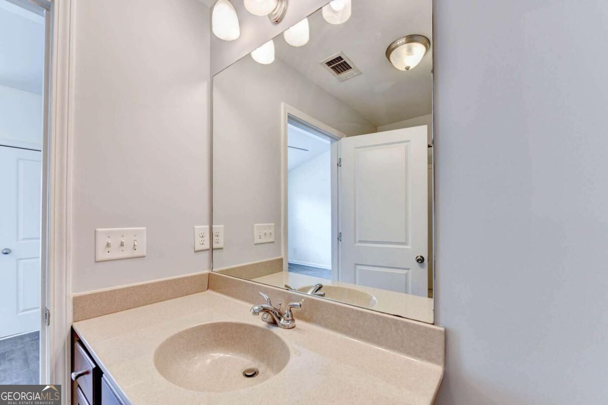 215 Semel Drive Nw # 453 Property Photo 30