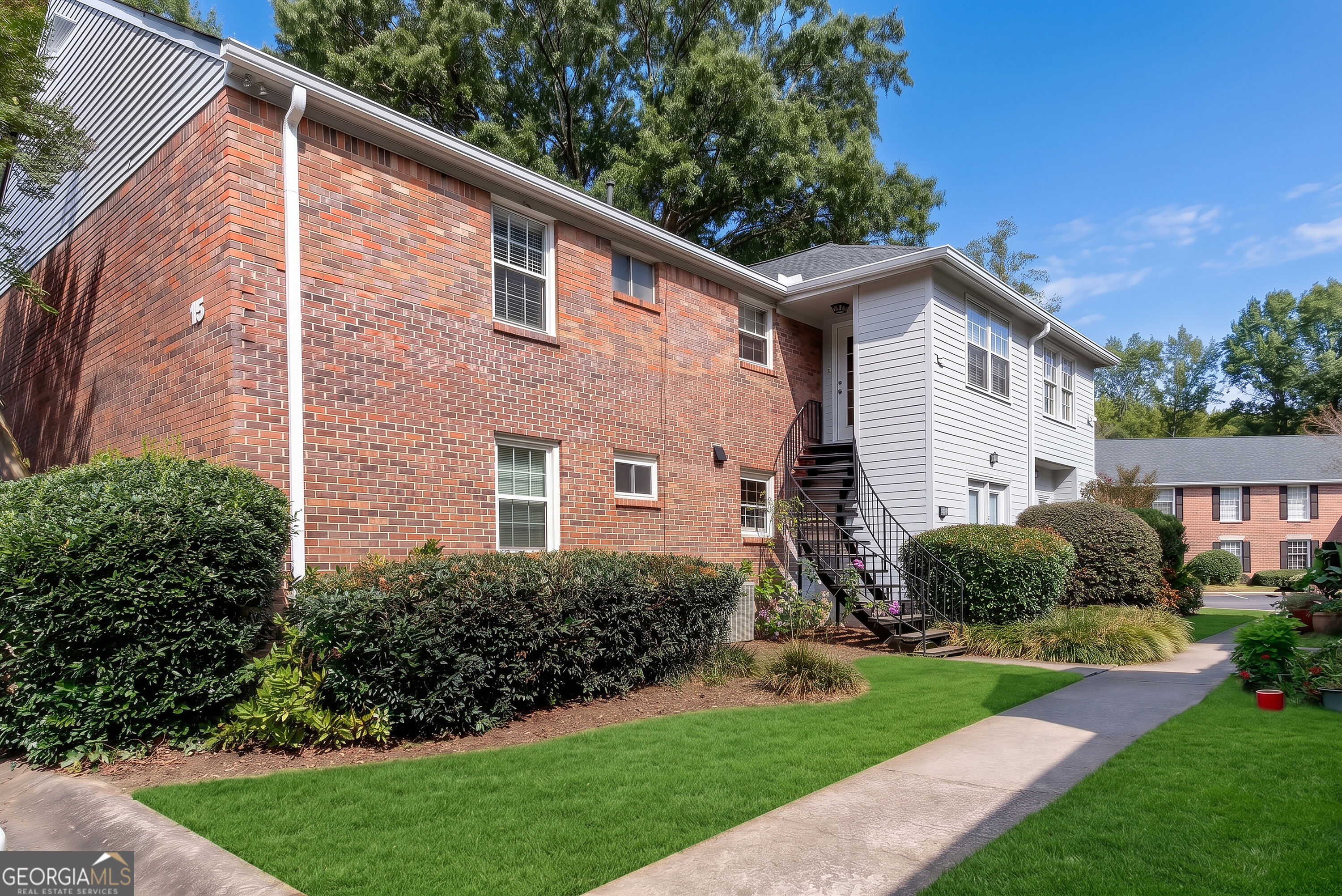6700 Roswell Road # 15D Property Photo 1