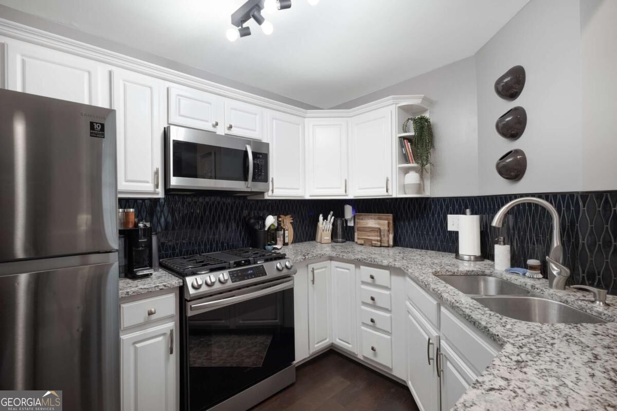 4006 Orchard Hill Terrace Property Photo 9
