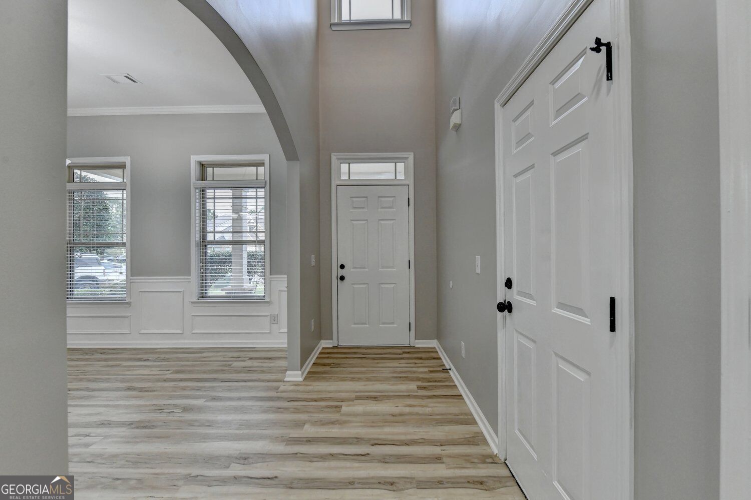 5767 Berkshire Trace Property Photo 4