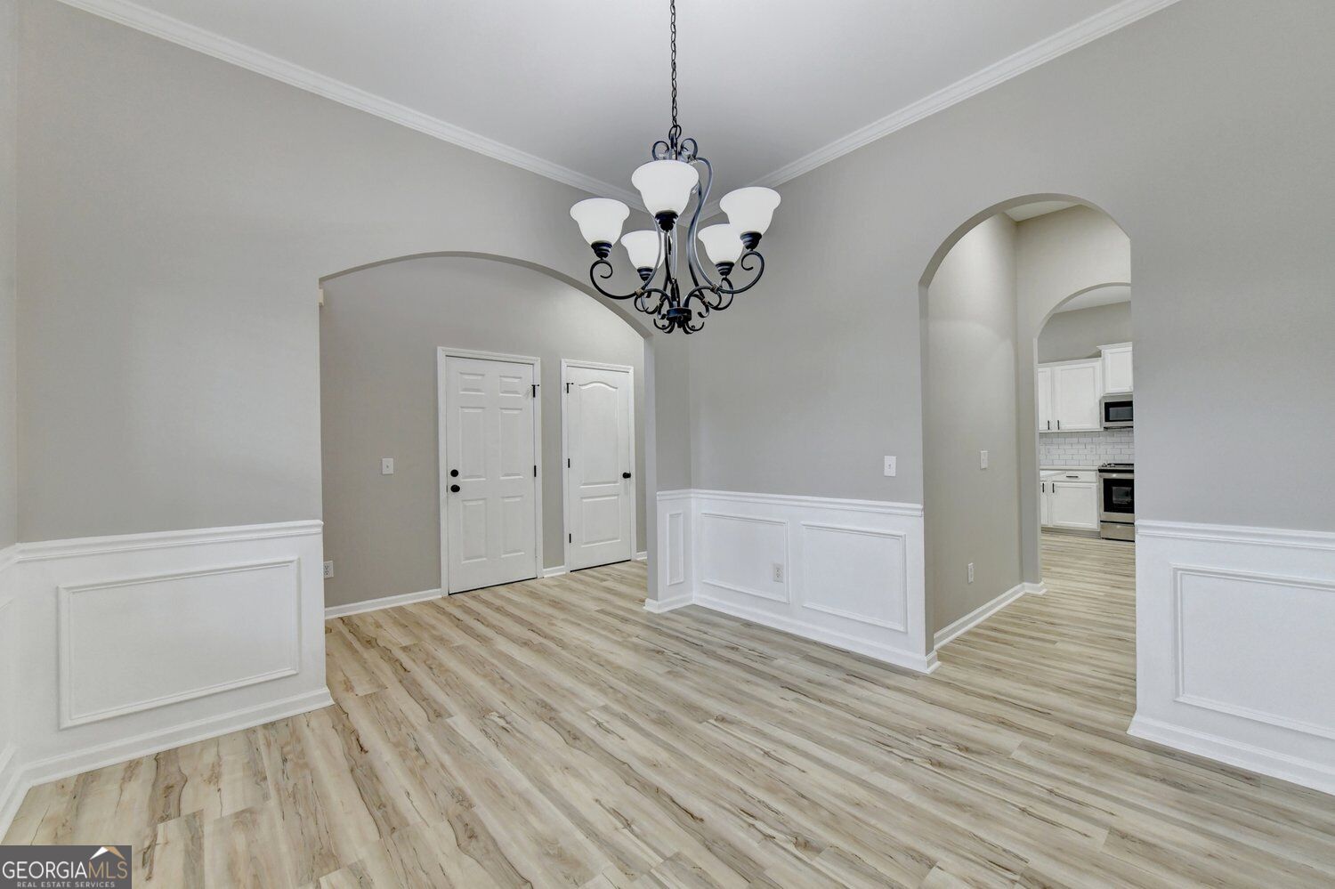 5767 Berkshire Trace Property Photo 10