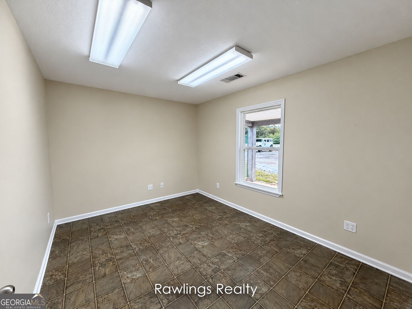 1041 Old Hwy 41 Property Photo 10