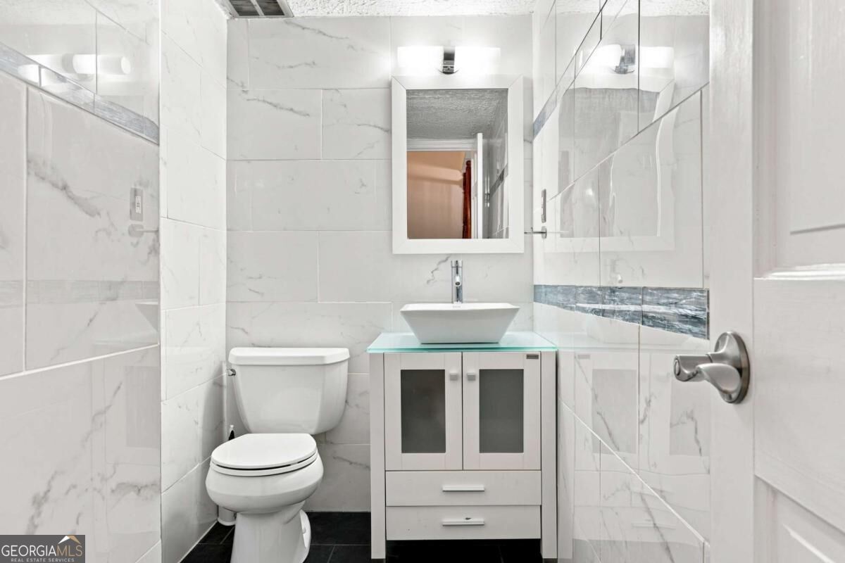 1111 Scott Boulevard Property Photo 14