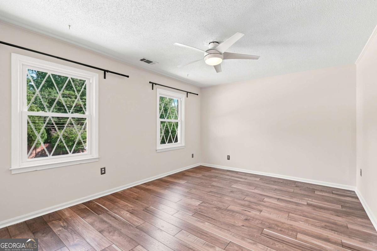 1111 Scott Boulevard Property Photo 15