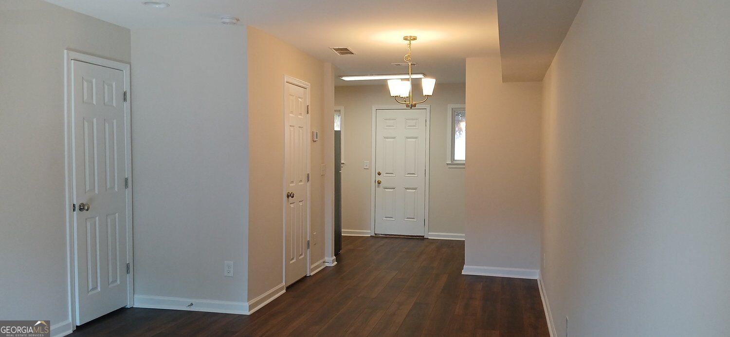 2156 Park Terrace # 2 Property Photo 4