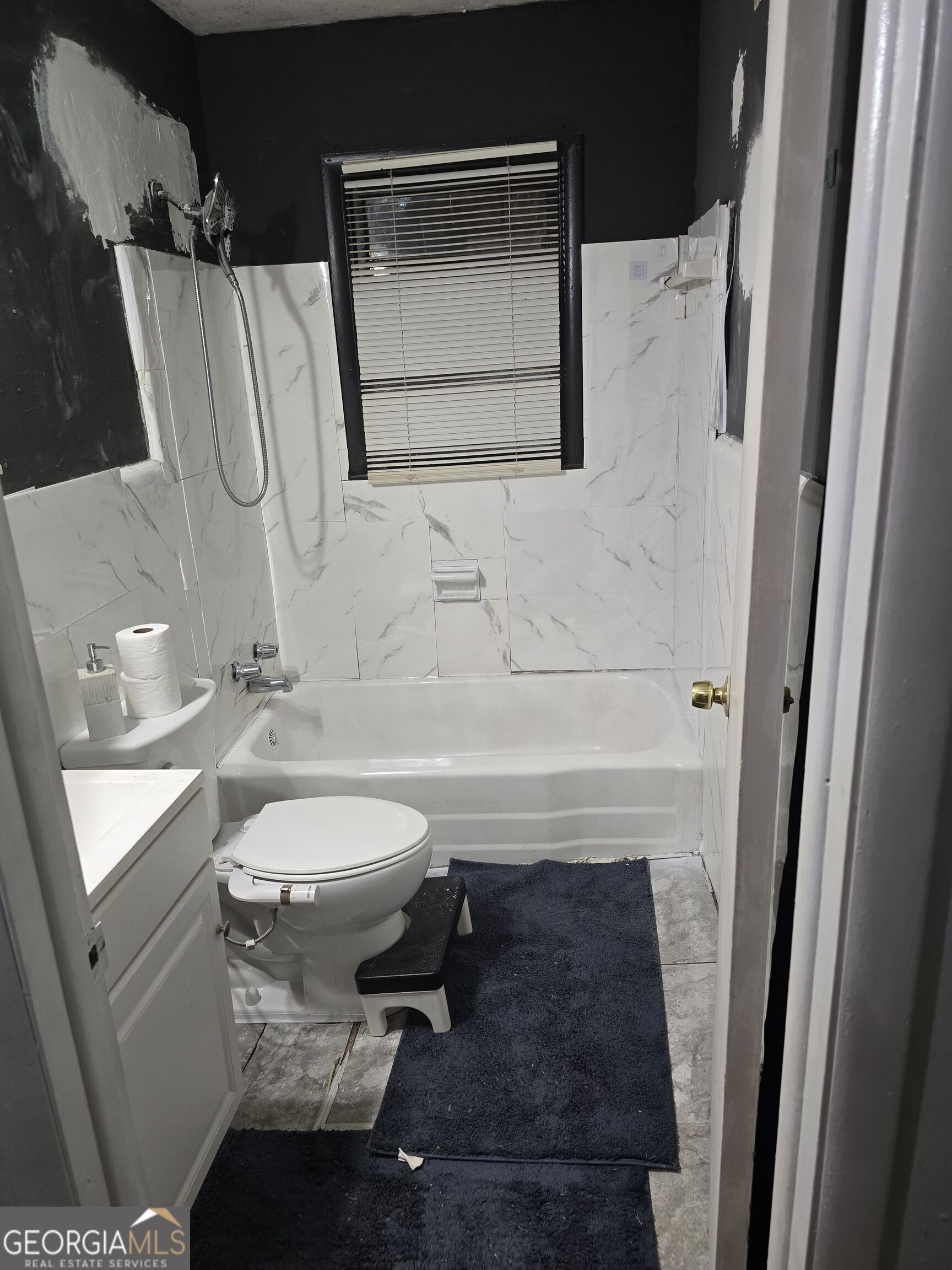 838 Woods Drive Nw Property Photo 4