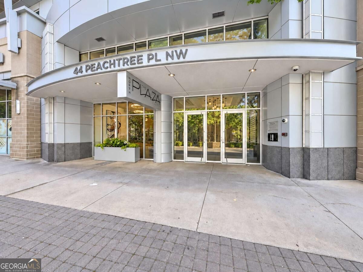 44 Peachtree Place NE # 634 Property Photo 1