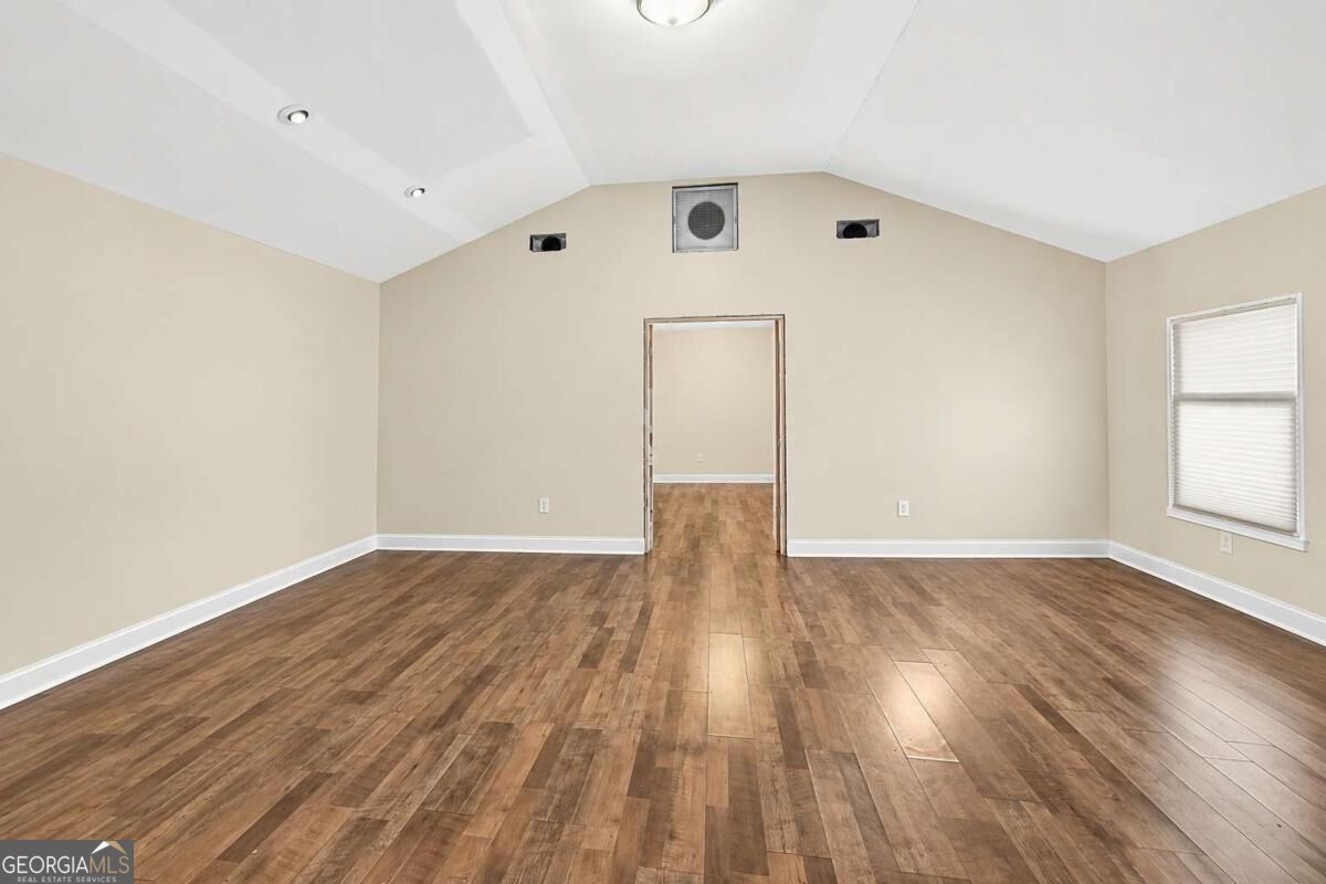 473 Th Tippett Road Property Photo 11