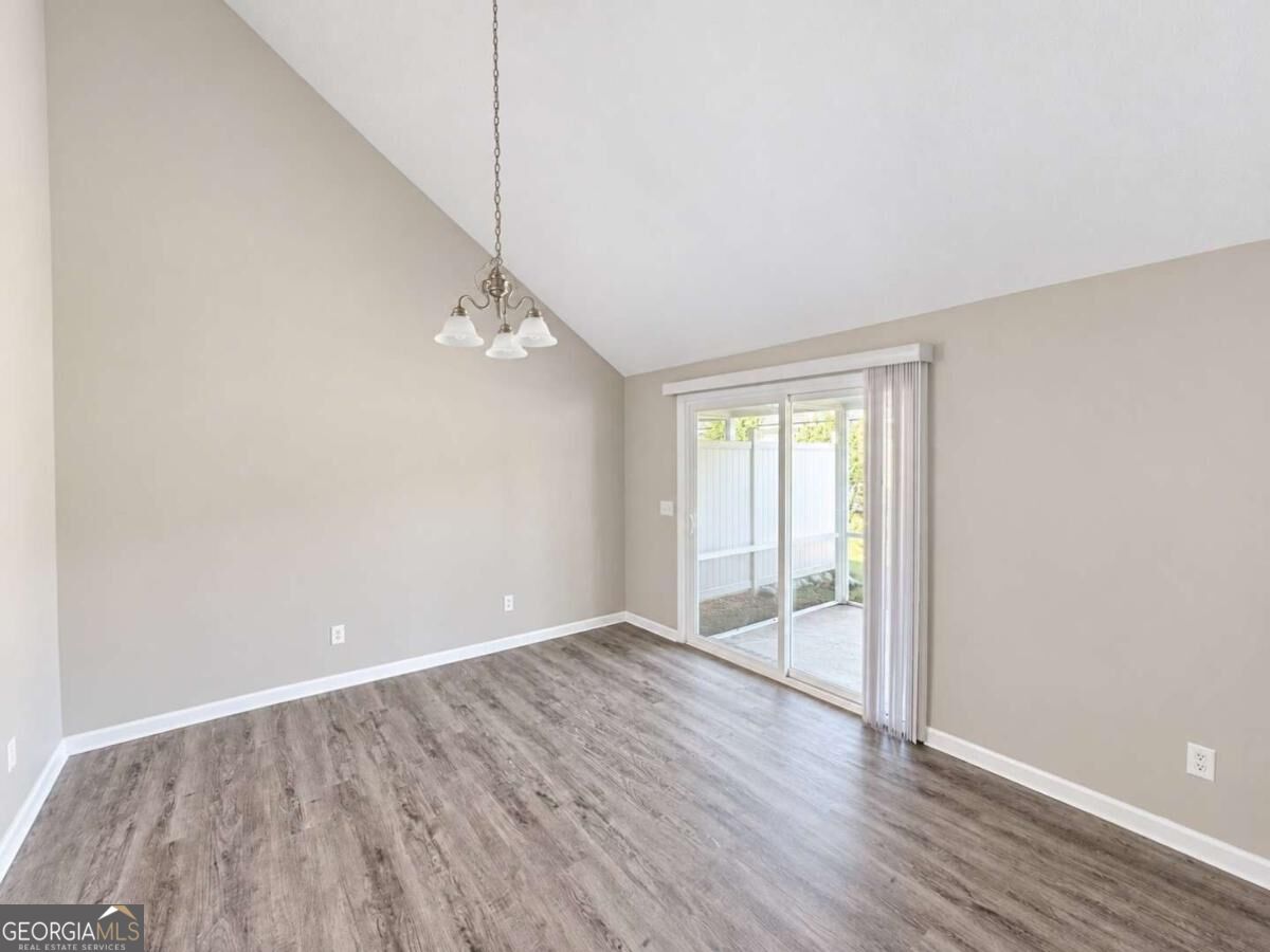 313 Gary Circle Property Photo 12