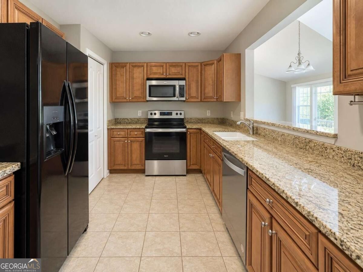 313 Gary Circle Property Photo 13
