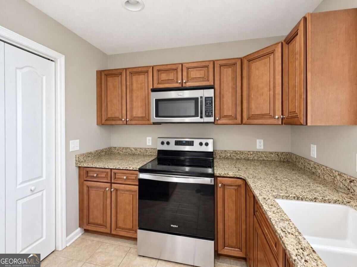 313 Gary Circle Property Photo 16