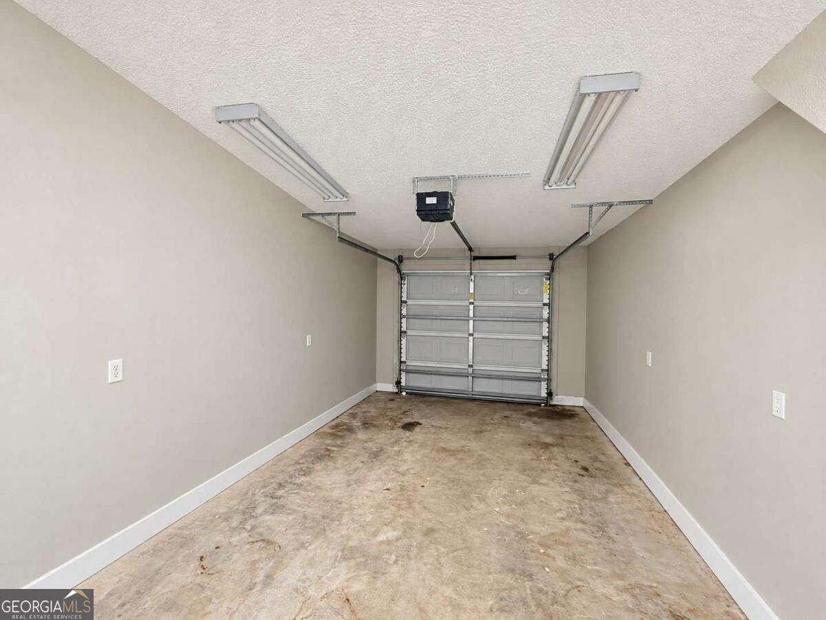 313 Gary Circle Property Photo 41