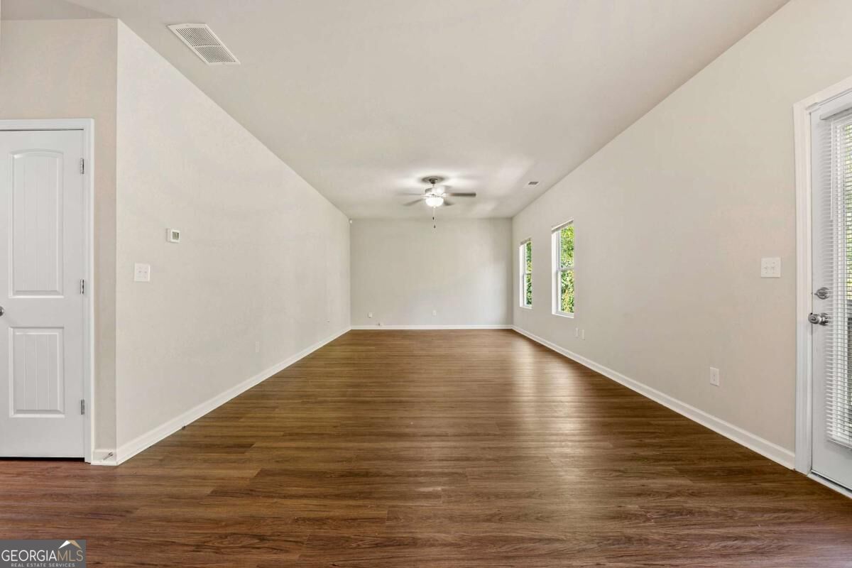 4328 Traipse Path Property Photo 8
