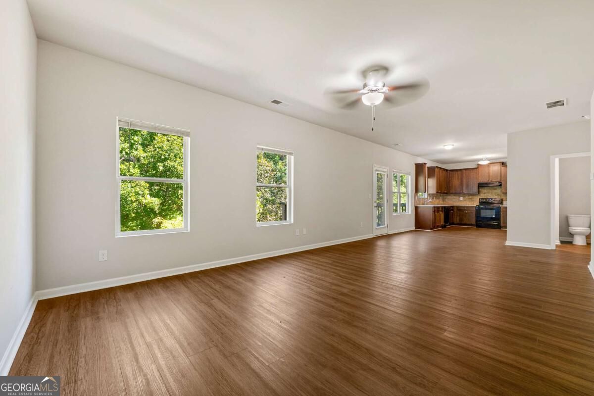 4328 Traipse Path Property Photo 9