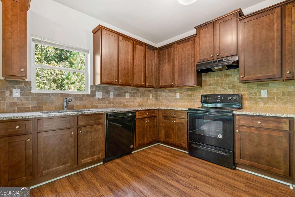 4328 Traipse Path Property Photo 12