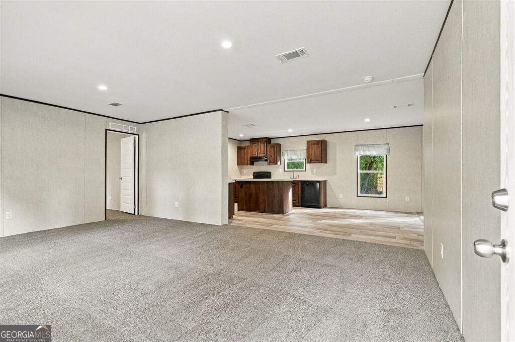 188 April Trace Property Photo 3