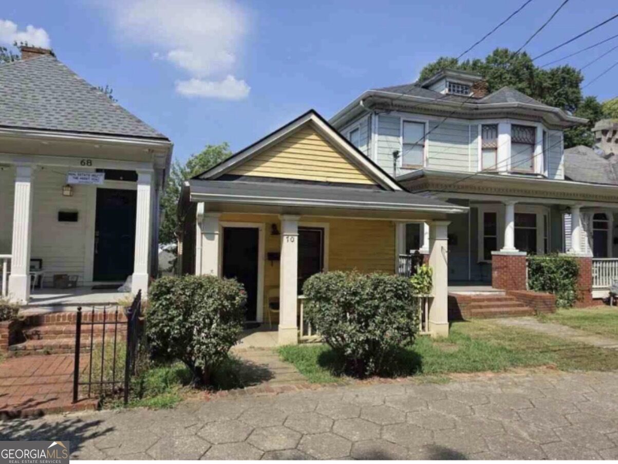 70 Howell Street NE