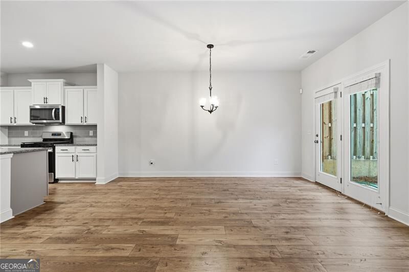 5124 Hillington Way Property Photo 15