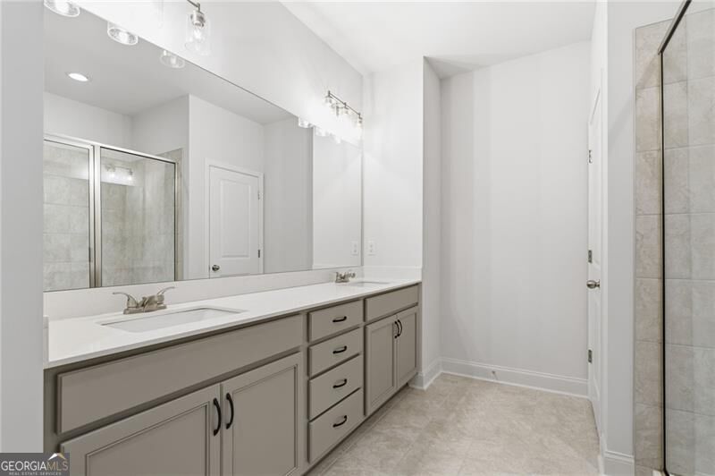 5124 Hillington Way Property Photo 20