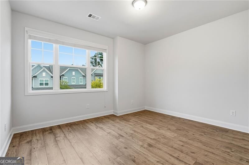 5124 Hillington Way Property Photo 24