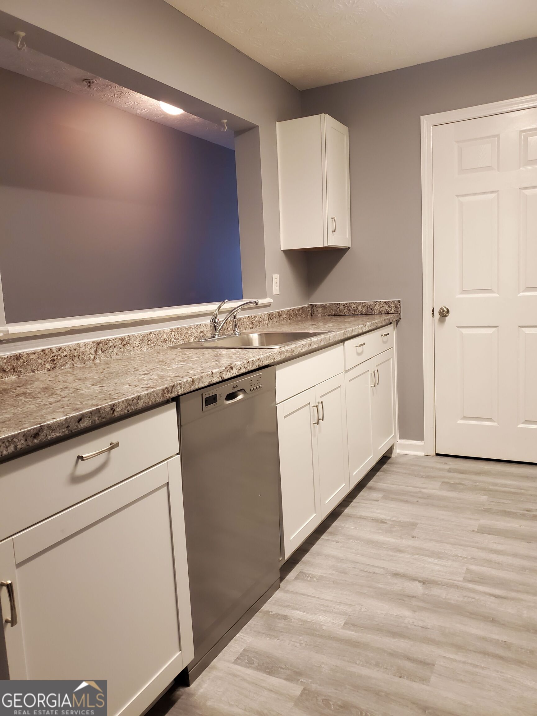 17301 Waldrop Cove Property Photo 3