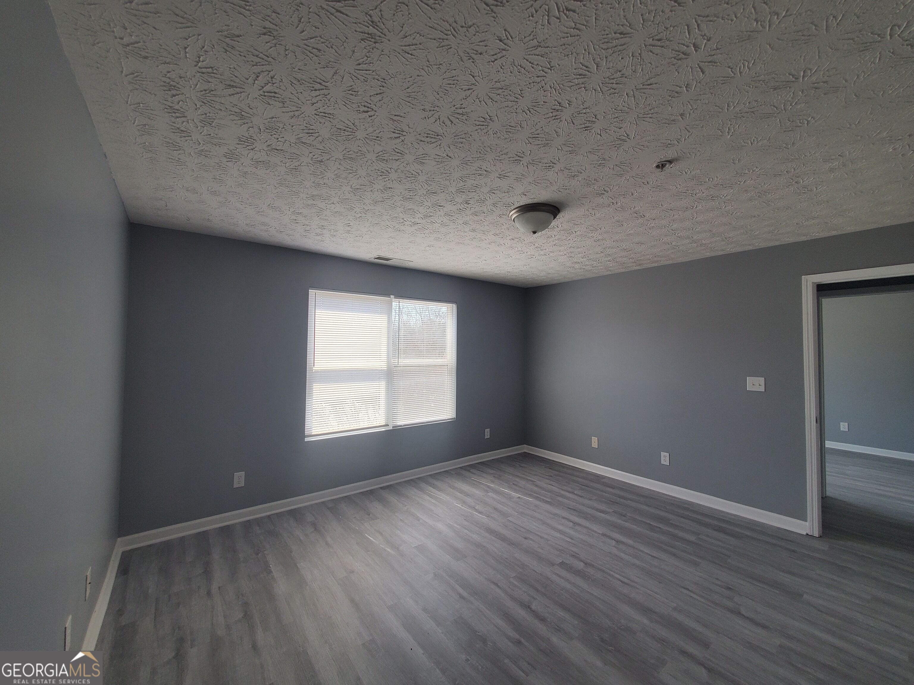 17301 Waldrop Cove Property Photo 10