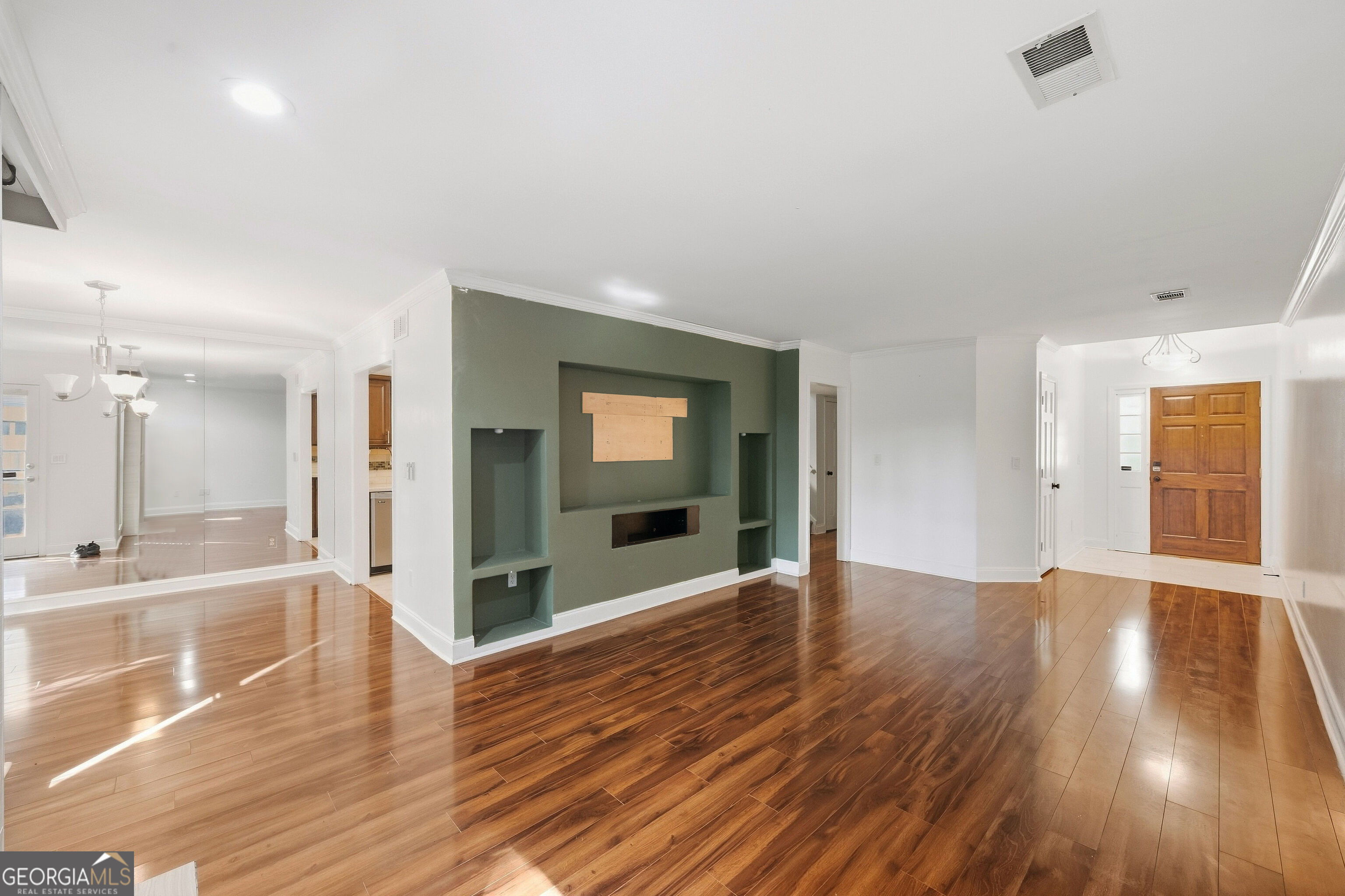 2890 Woodruff Drive Se Property Photo 18