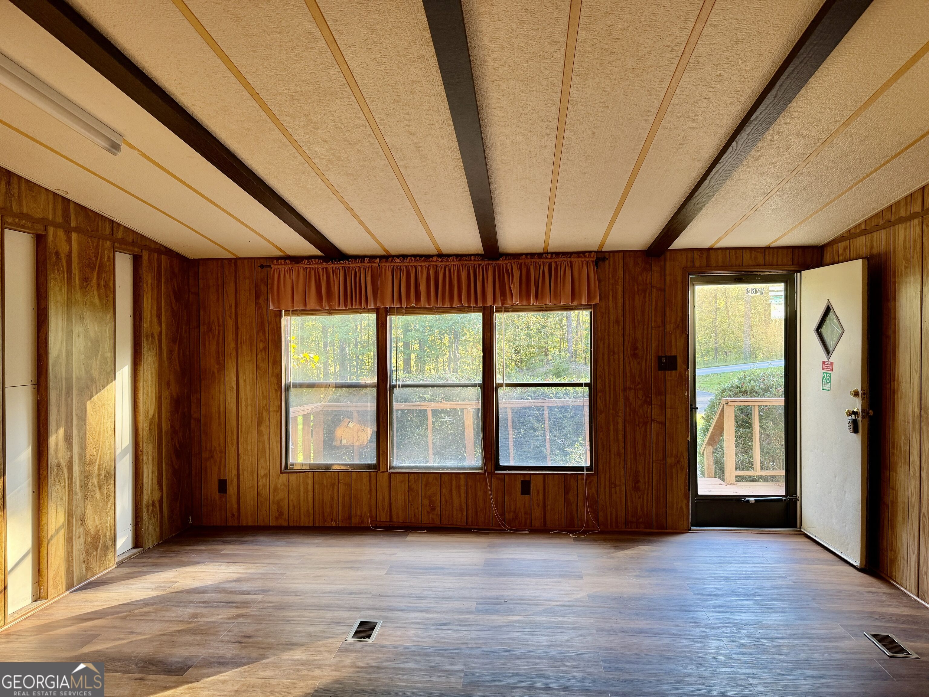 1262 Rock Quarry Circle Property Photo 3
