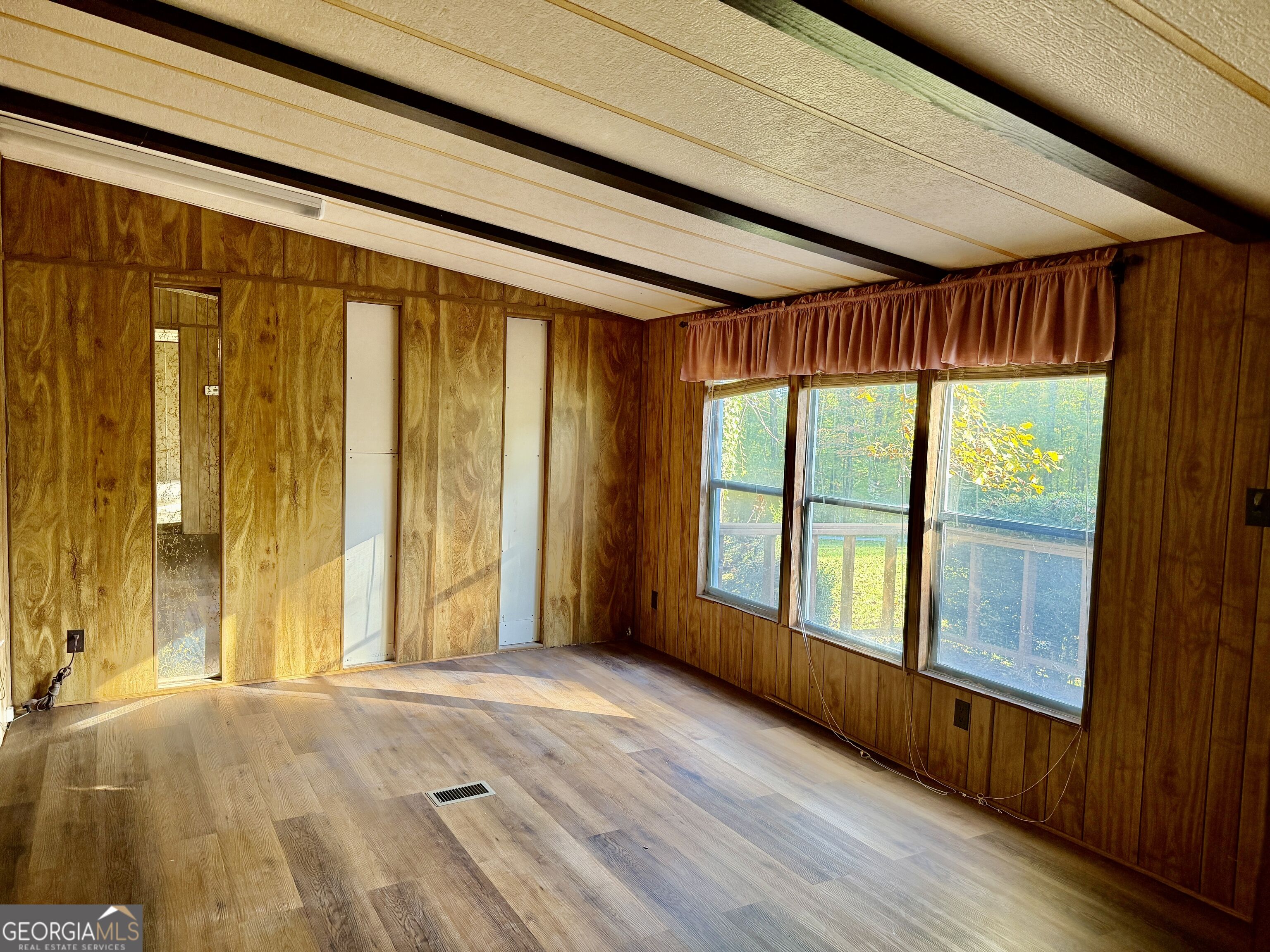 1262 Rock Quarry Circle Property Photo 4