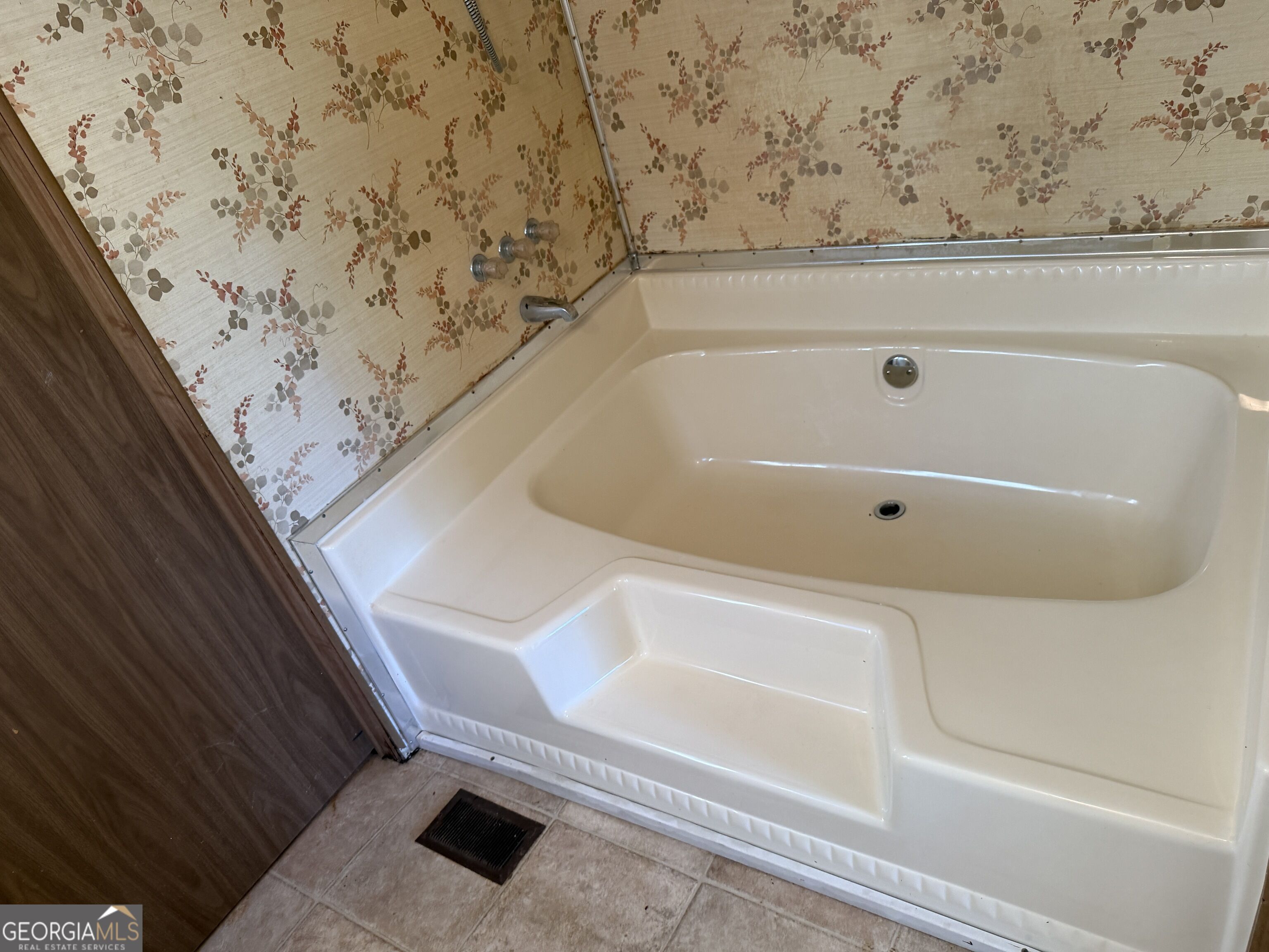 1262 Rock Quarry Circle Property Photo 13