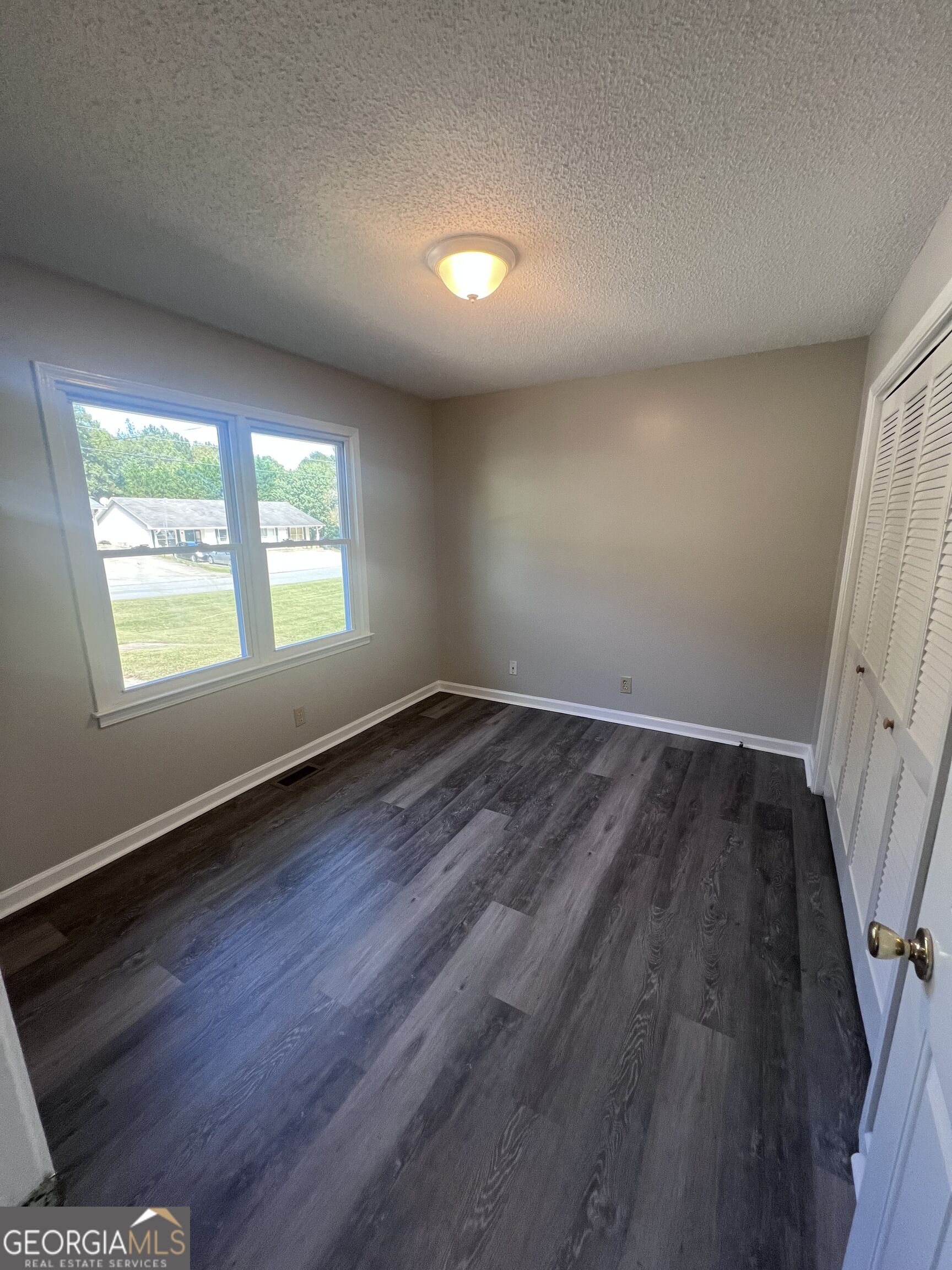 144 Colonial Drive Property Photo 4
