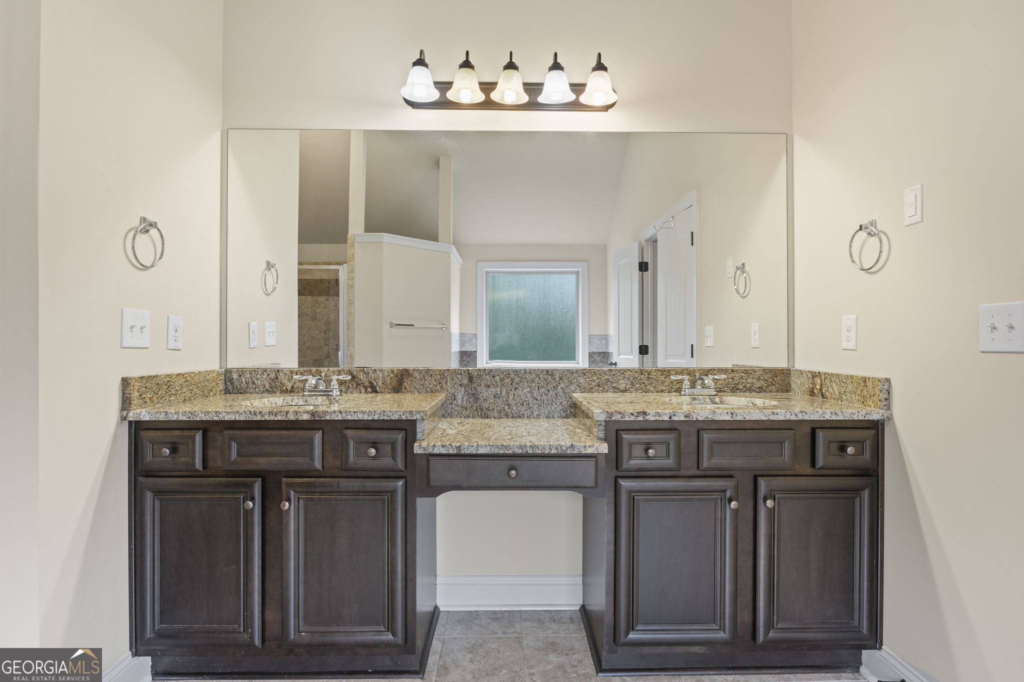 233 Arborview Drive Property Photo 41