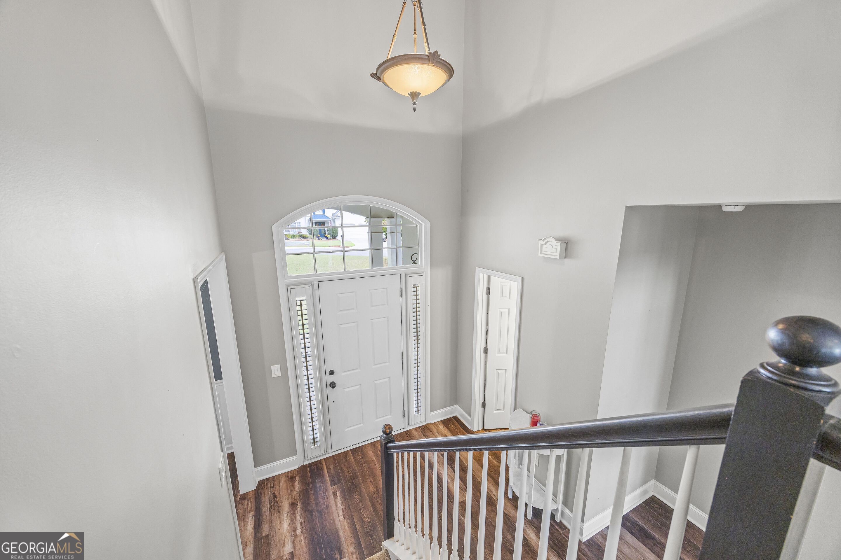 6855 Fox Creek Drive Property Photo 35