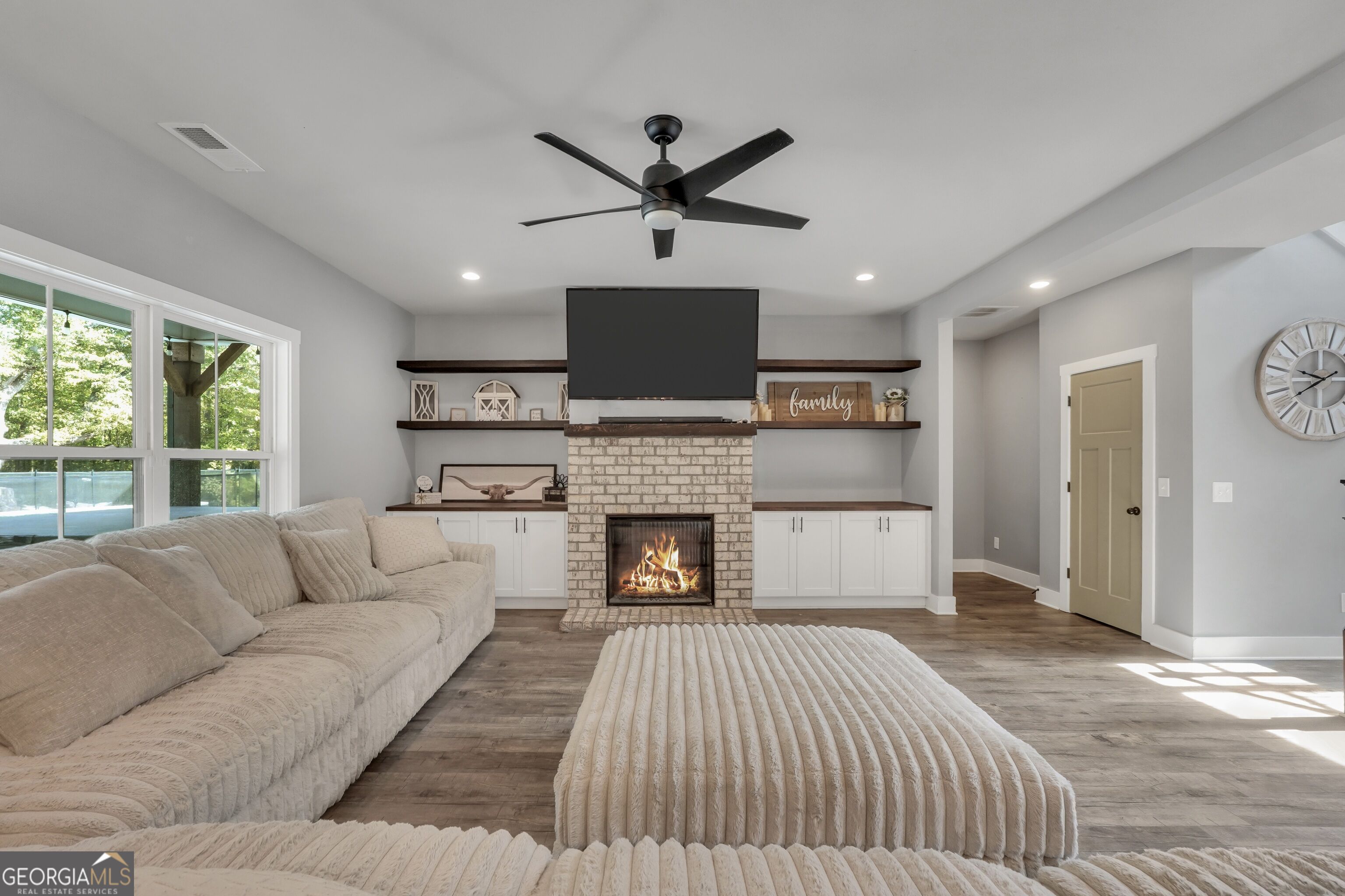 2901 Teamon Road Property Photo 17