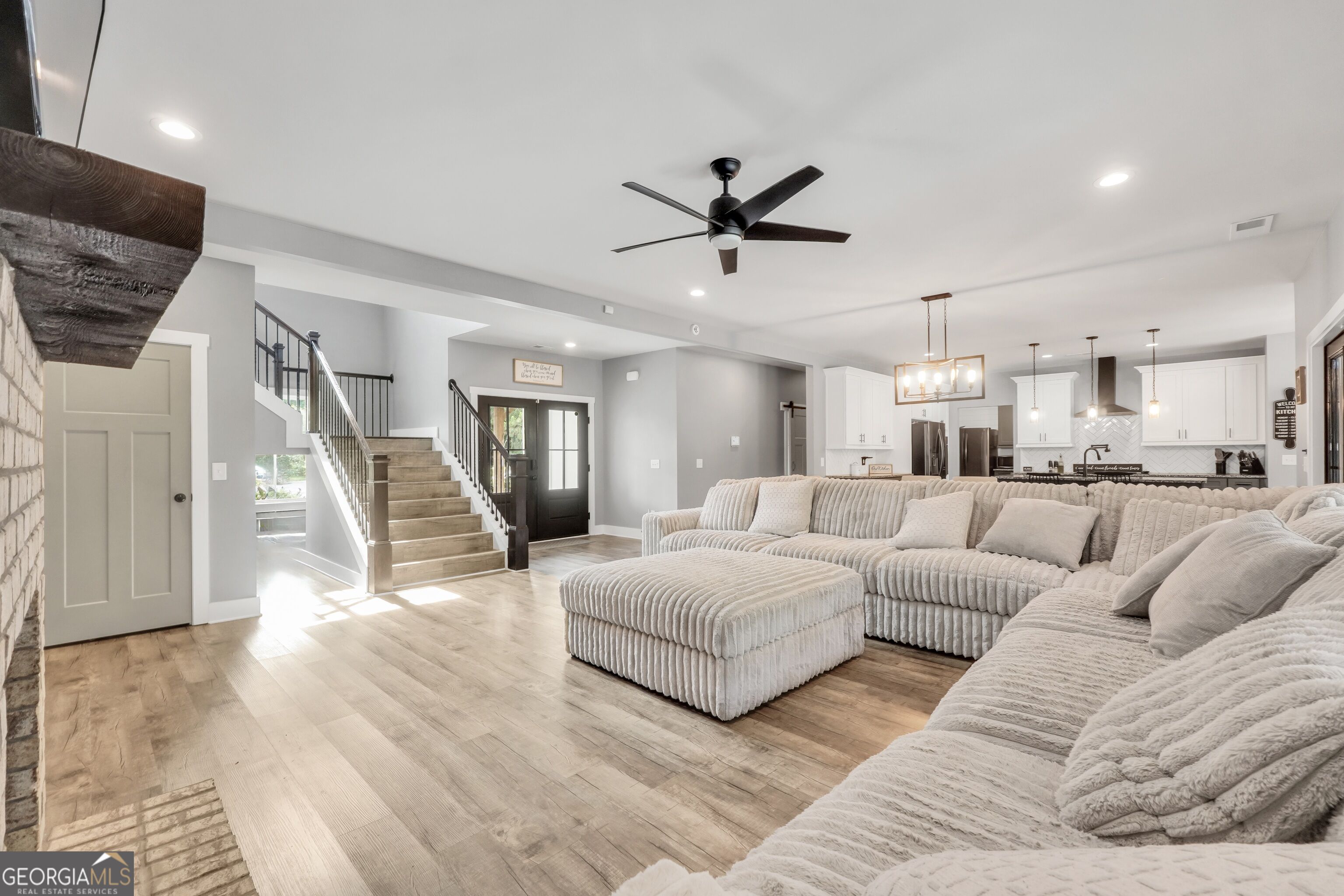 2901 Teamon Road Property Photo 18