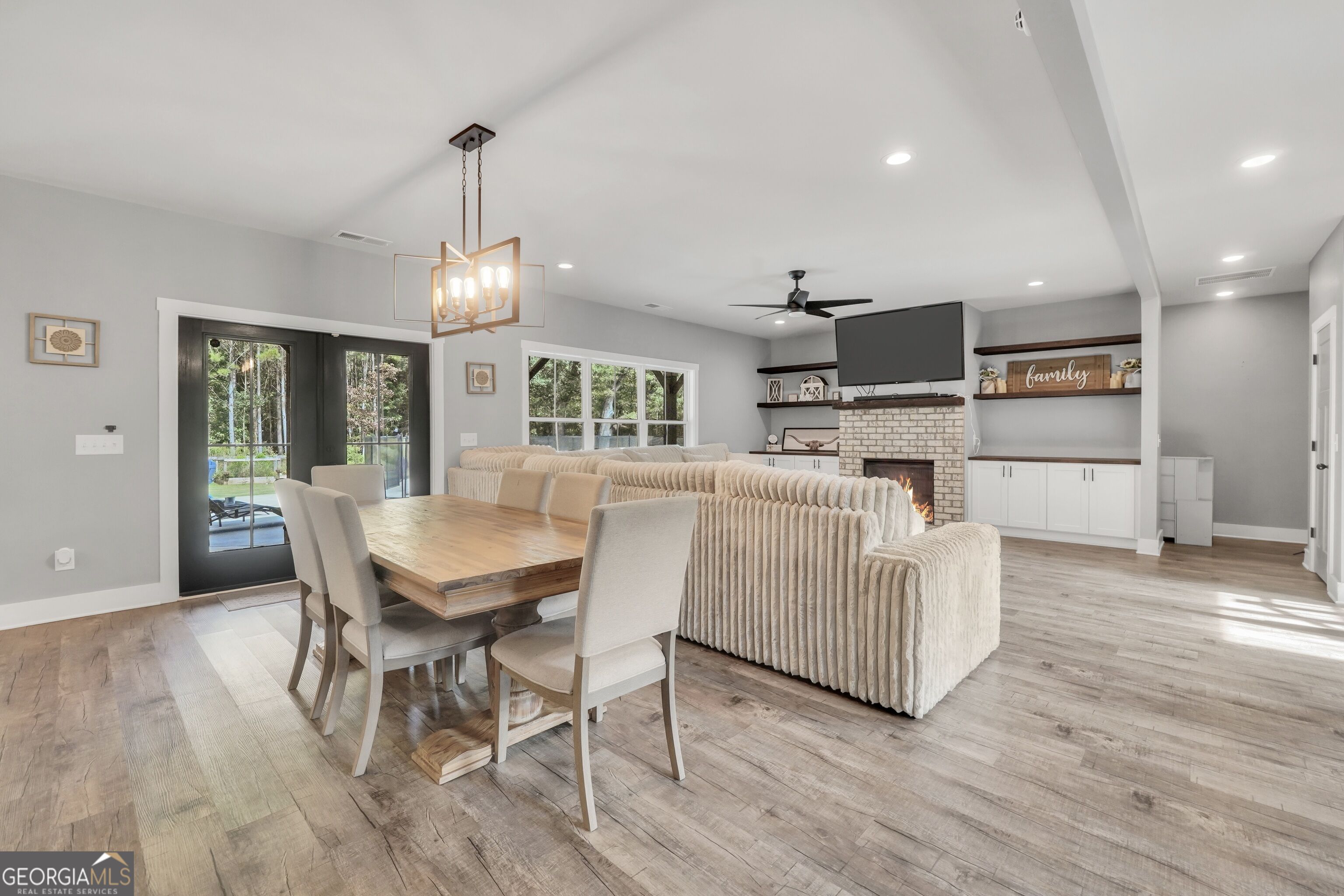 2901 Teamon Road Property Photo 19