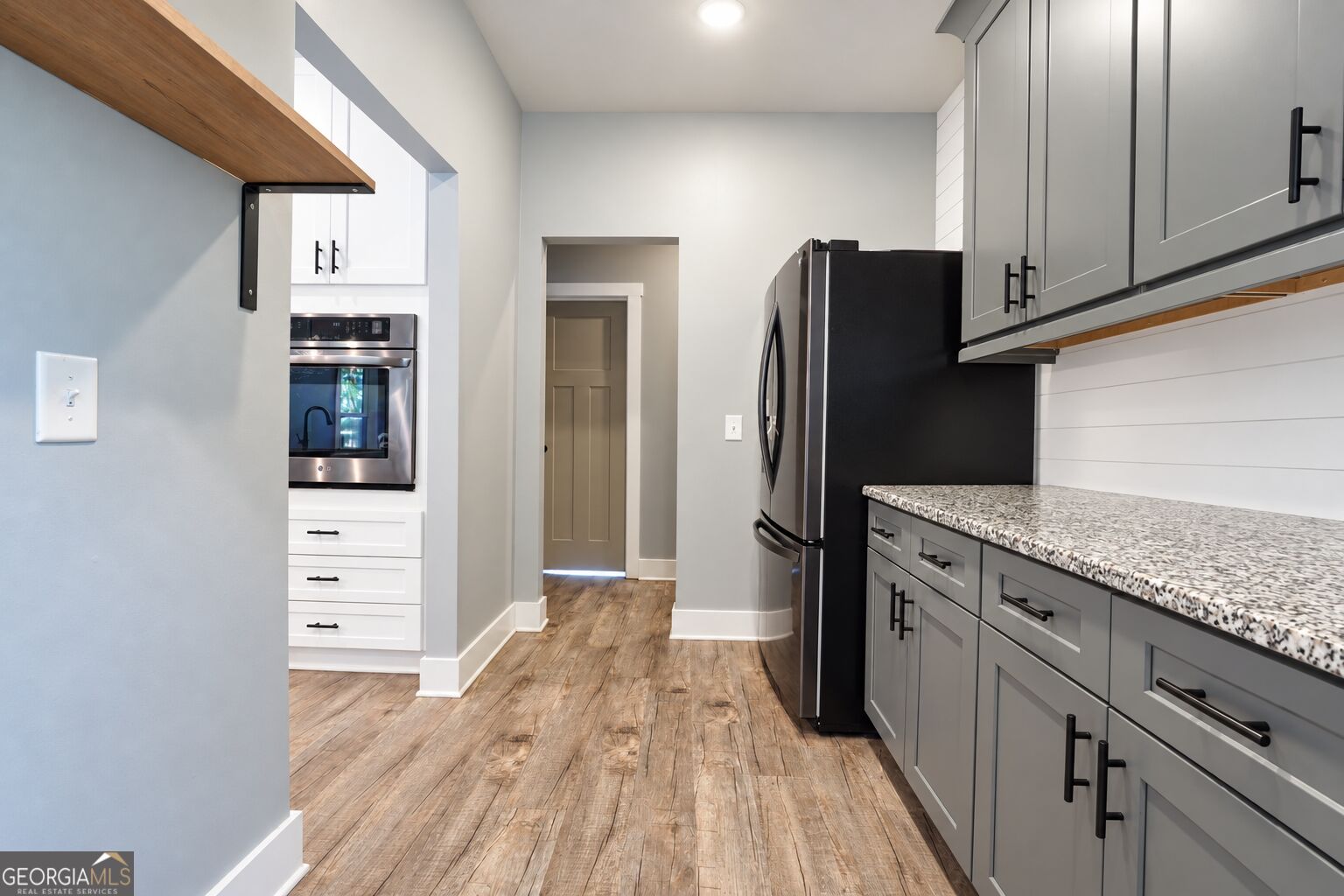 2901 Teamon Road Property Photo 32