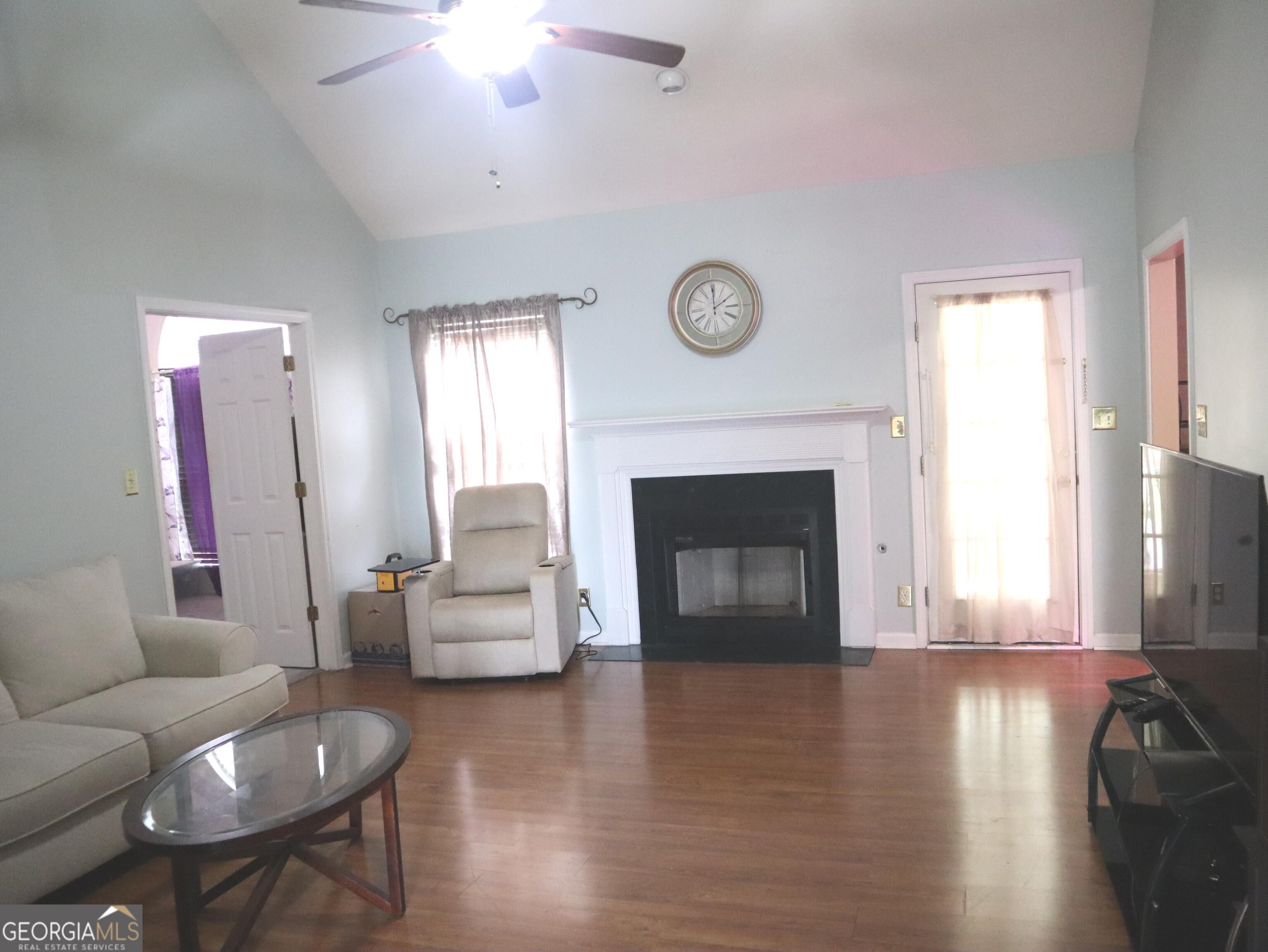 105 Shadow Wood Court Property Photo 3