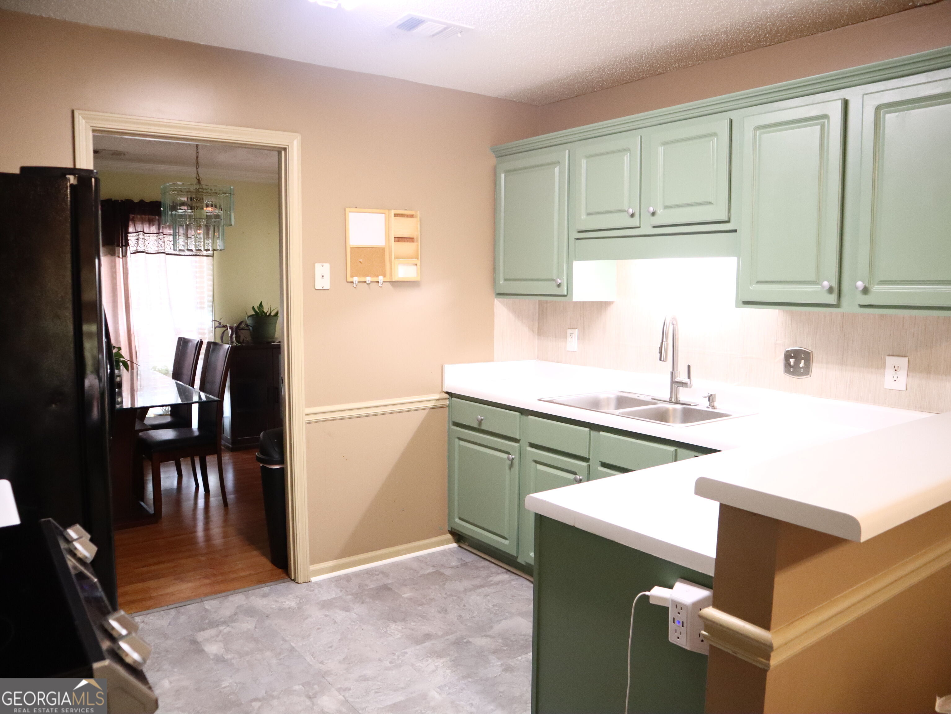 105 Shadow Wood Court Property Photo 5
