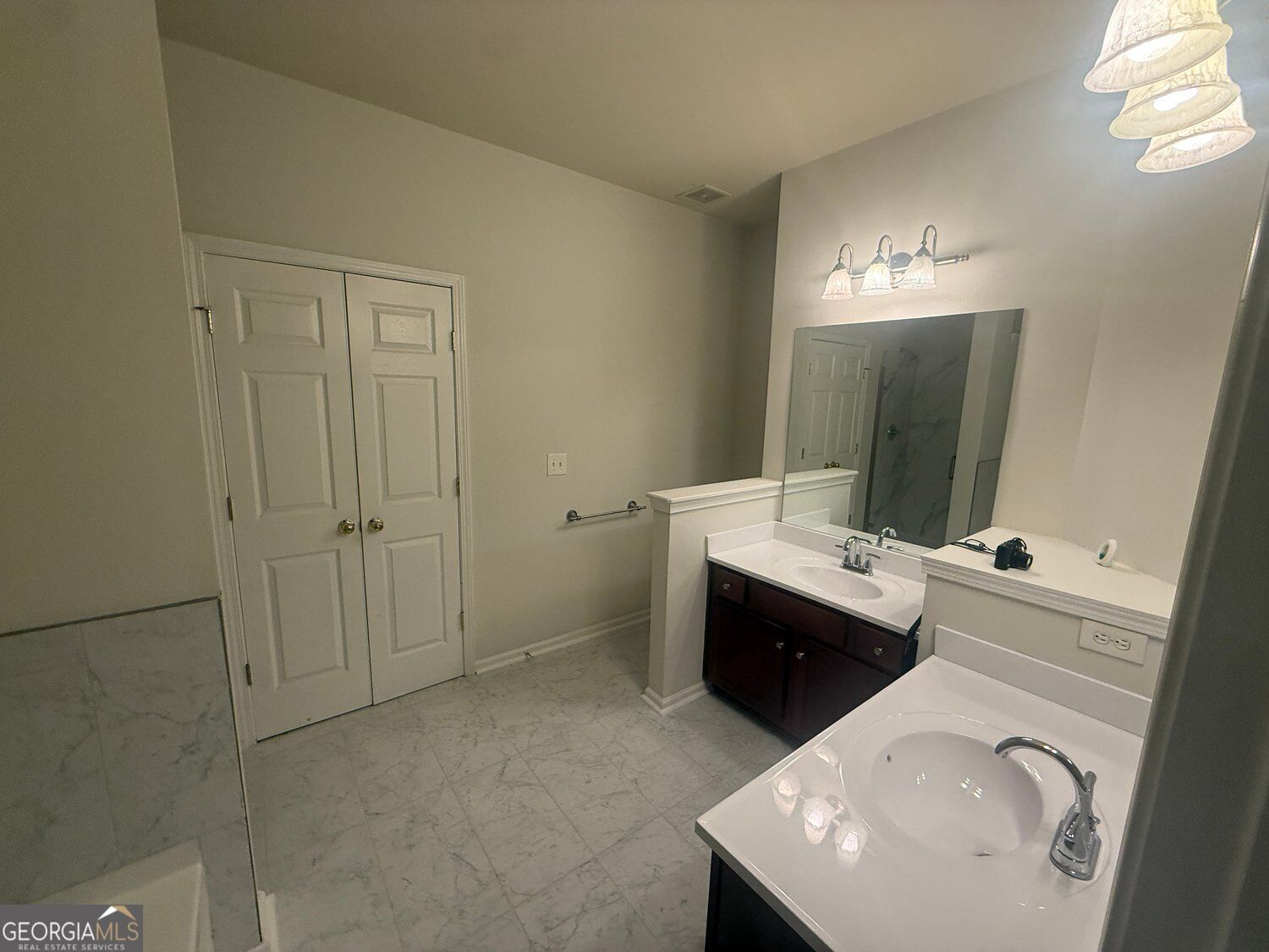 3700 Suttles Drive Sw Property Photo 23