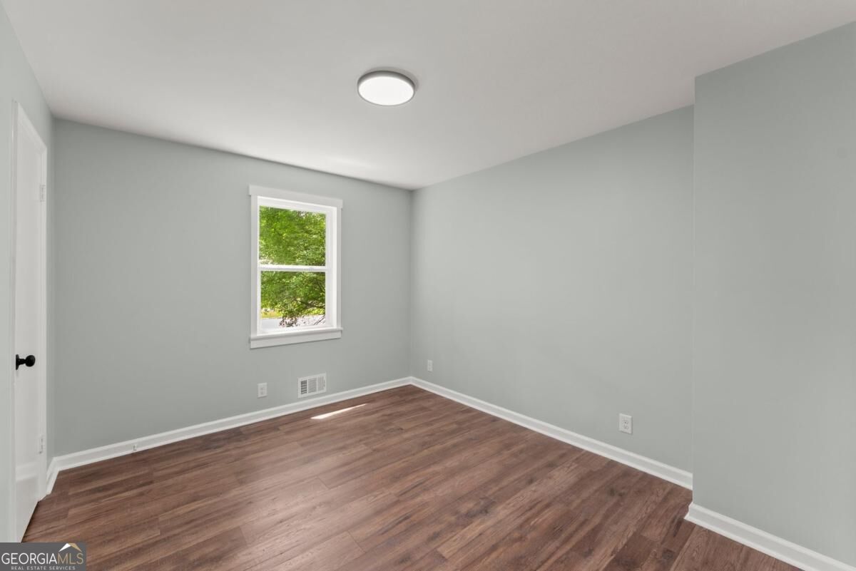381 Plantation Boulevard Property Photo 14