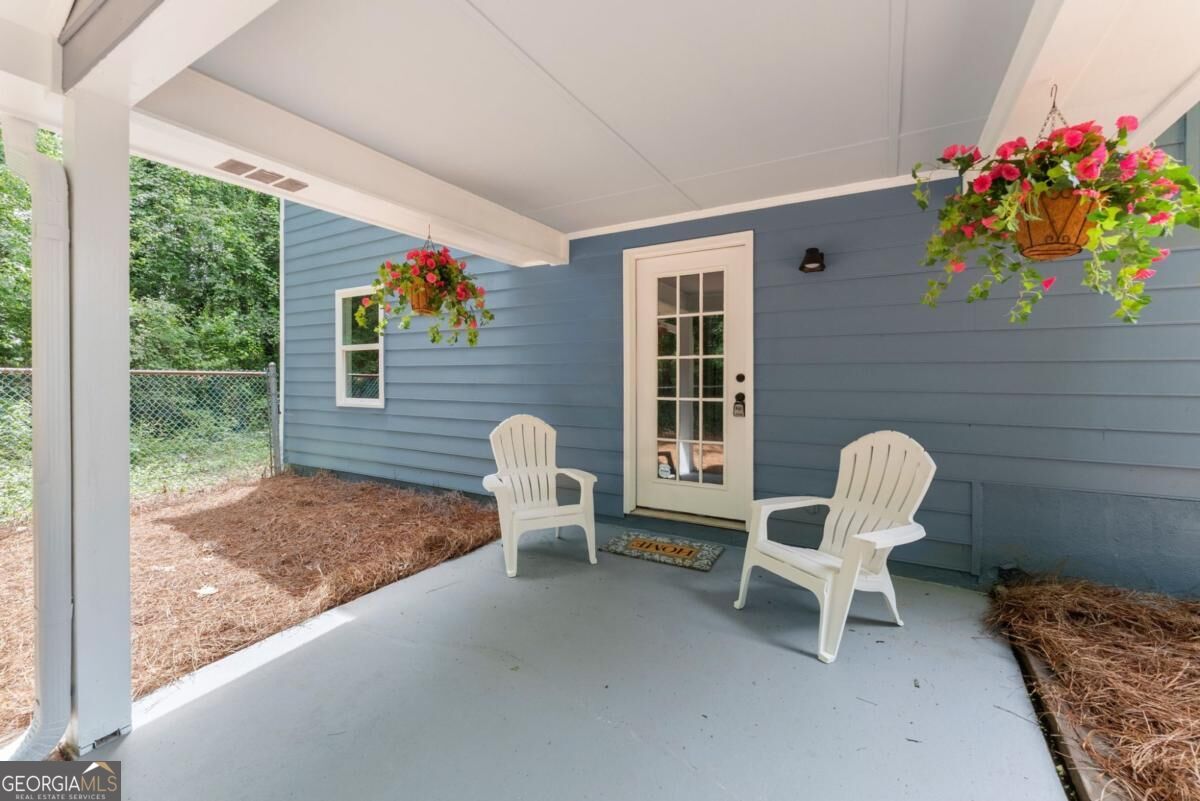 381 Plantation Boulevard Property Photo 28