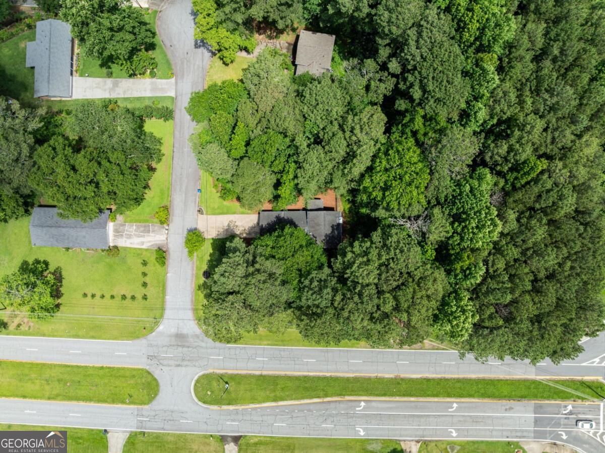 381 Plantation Boulevard Property Photo 34