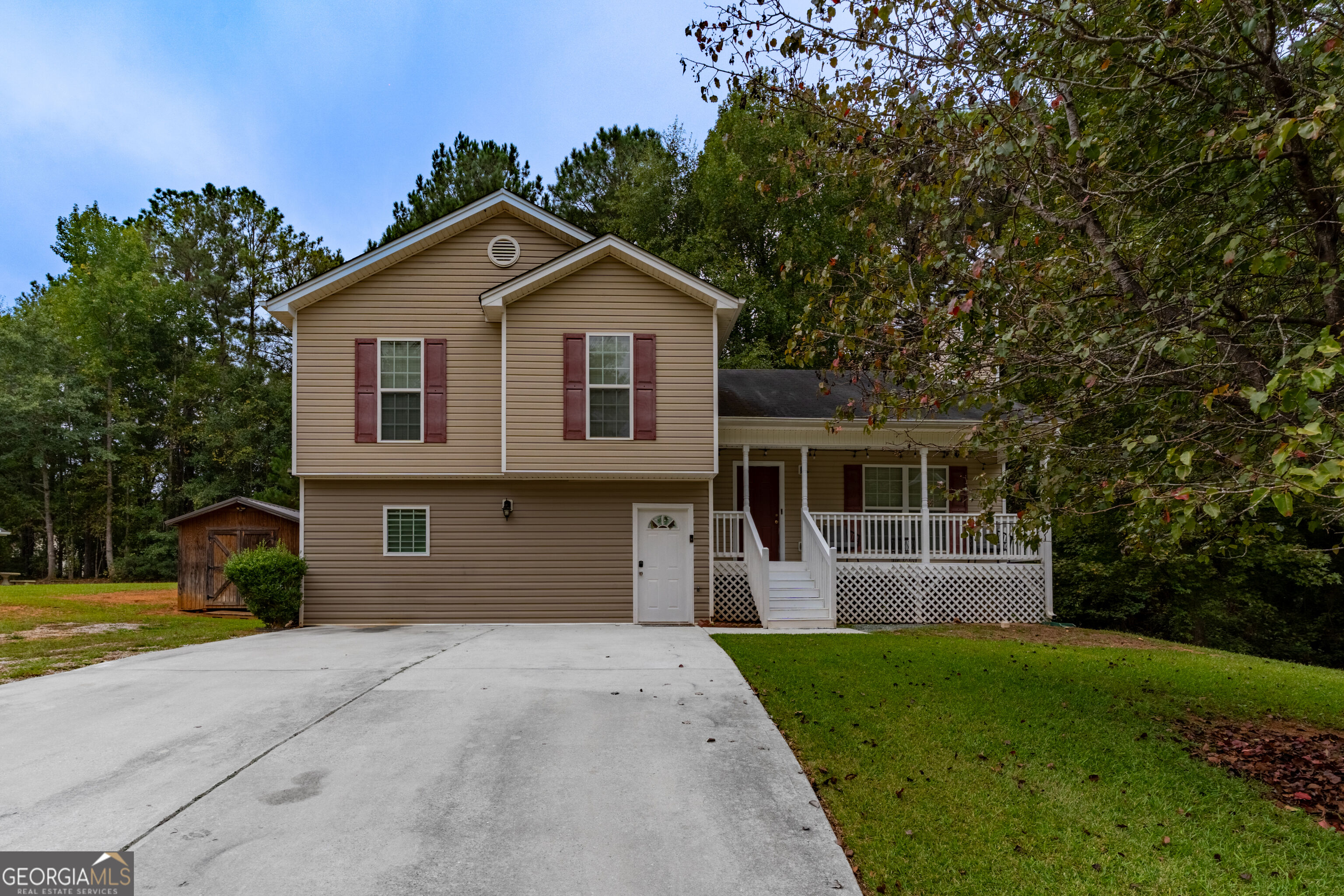 155 River Forest Drive Ne Property Photo 1