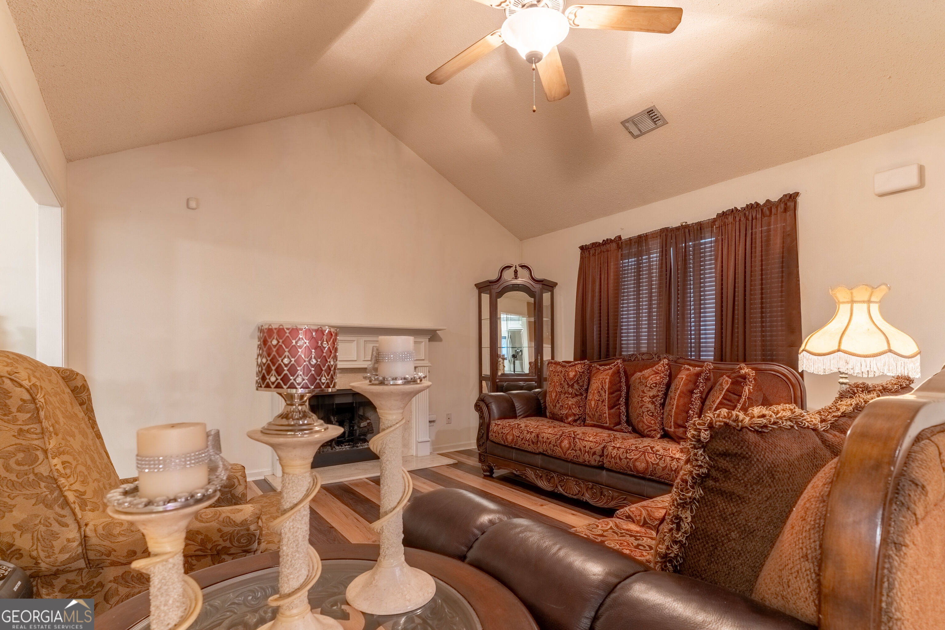 155 River Forest Drive Ne Property Photo 3