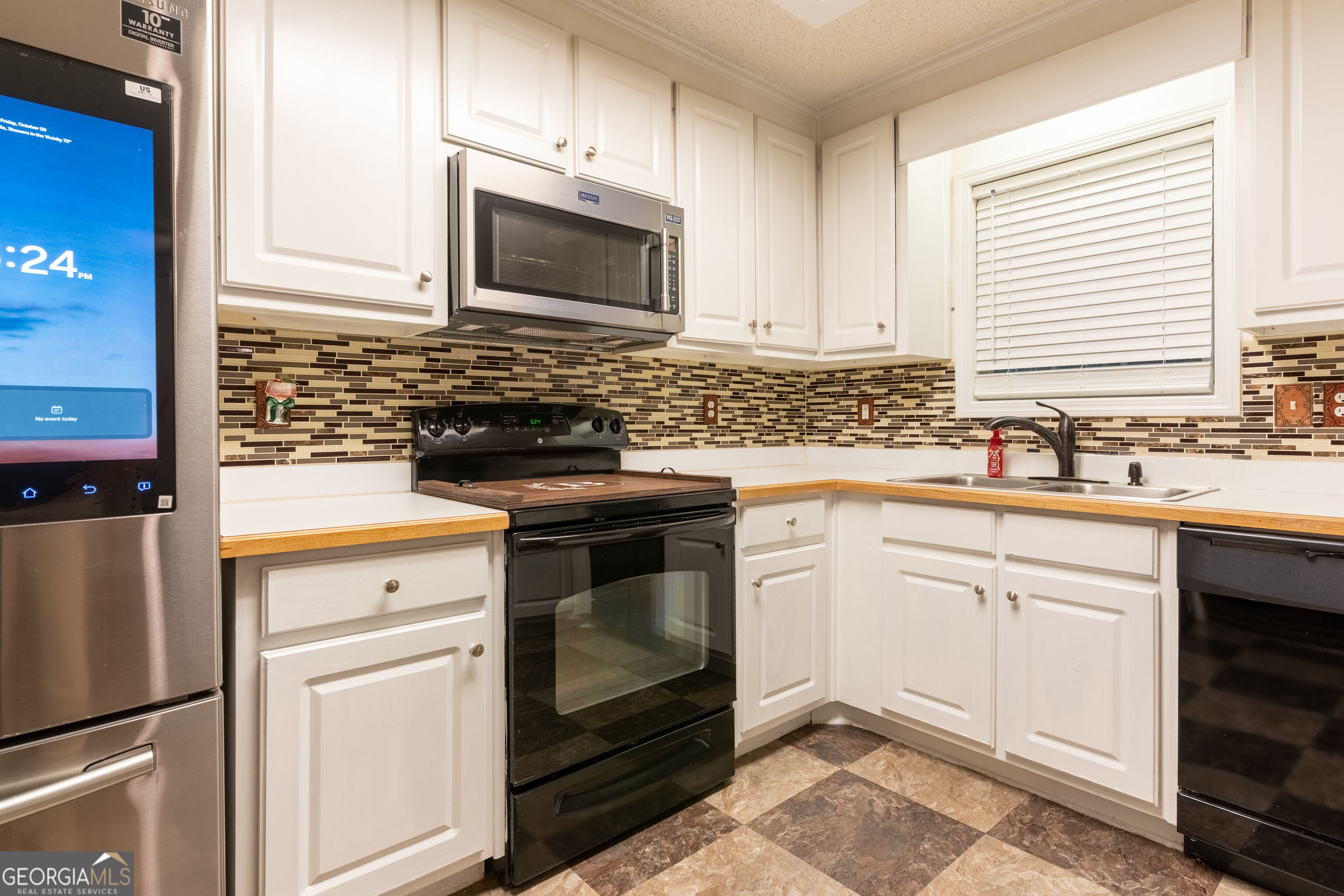 155 River Forest Drive Ne Property Photo 8